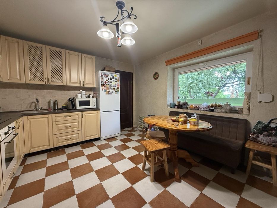 Продам новый дом на перегу пруда Днепровский район