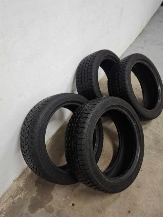 Opony zimowe 225/45/18, cena za komplet