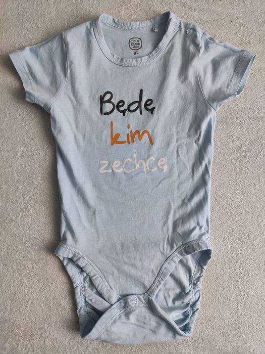 Nowe body z krótkim rękawem