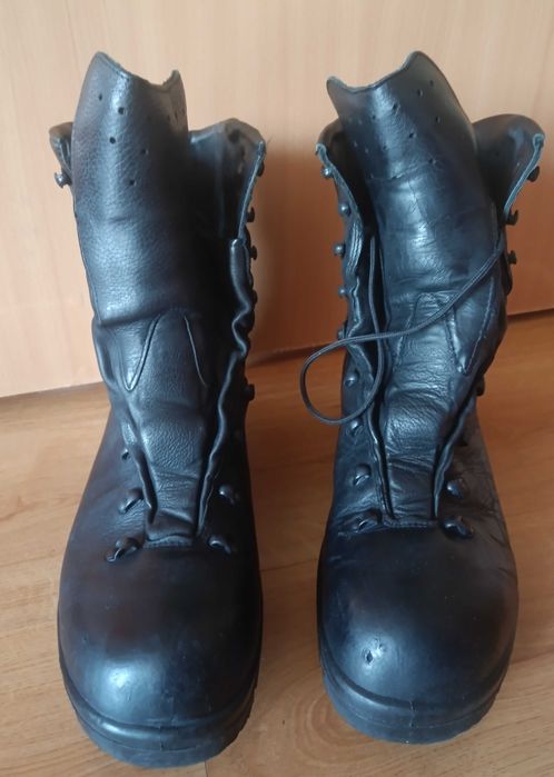 Buty wojskowe, trzewiki zimowe wzór 933/MON