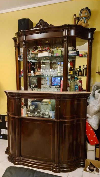 Bar Com Dois Bancos (Só A Mobília)