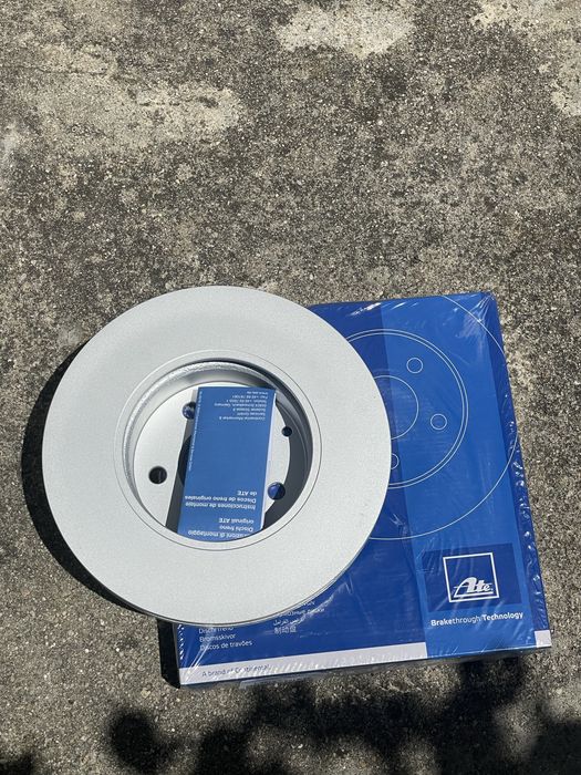 Discos NOVOS de travão Mercedes w204 - Classe C