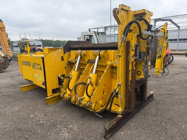Colmar B2000 Hydraulic Scrap Baler prasonożyce do złomu z dźwigiem i chwytakiem mały przebieg