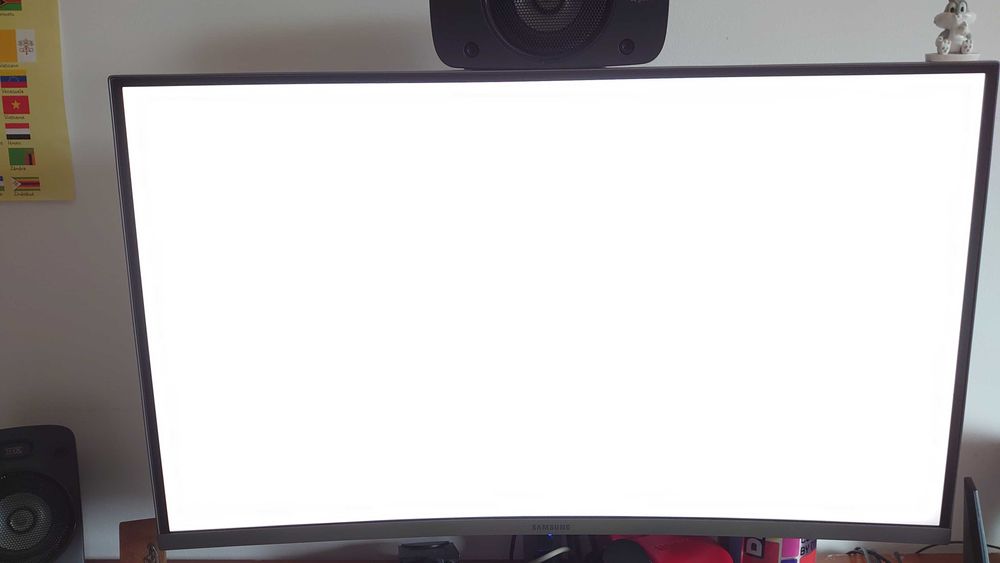 Monitor Curvo Samsung 27" QHD 144Hz VA