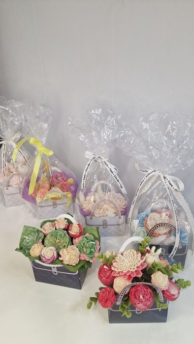 Свічка на День матері