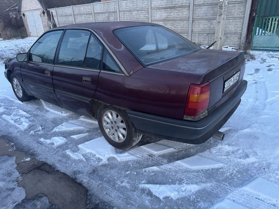 Продам машину Опель Омега А Ауди 80