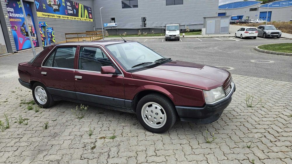 Renault 25 GTX – Clássico Confortável
