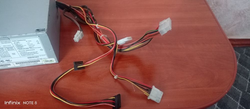 Продам блок питания ASUS