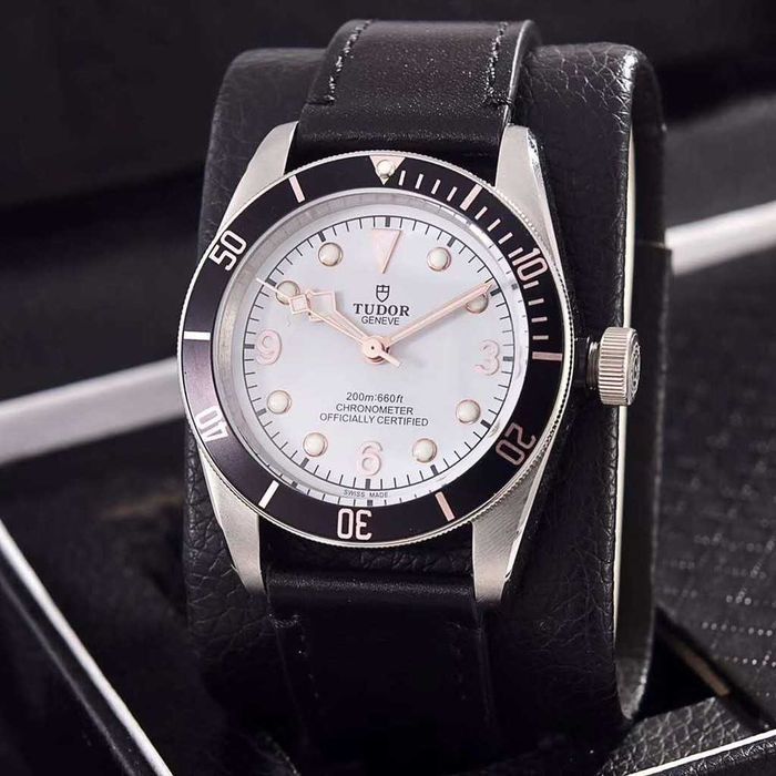 Годинник автоматичний Tudor Black Bay 68 (референс M7943A1A0NU-0002)