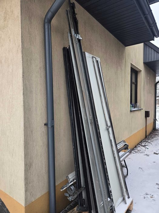 Brama garażowa z napędem Novoferm 230x230