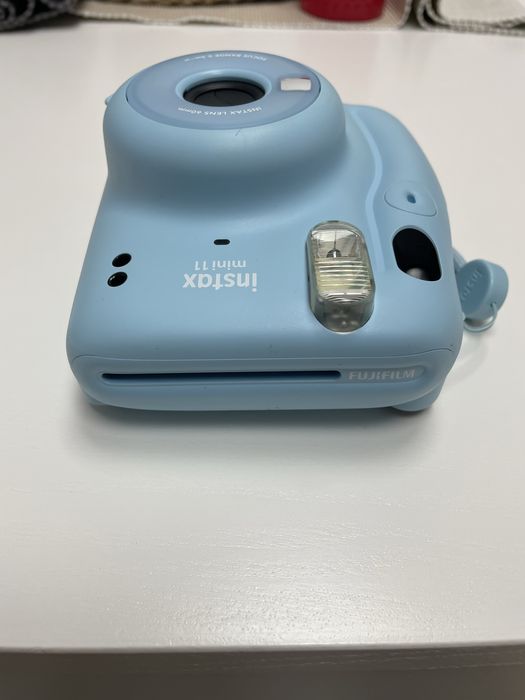 Instax mini 11 (com caixa)