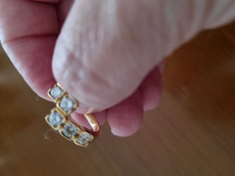 Anel de diamantes com talhe de brilhante