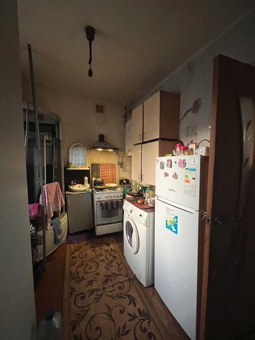 продаж частини будинку, центральна частина міста