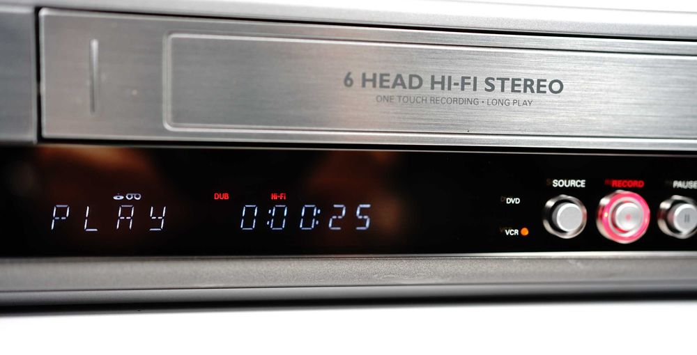 Przegrywarka KOPIARKA kaset VHS na DVD zgraj archiwum PHILIPS DVDR630V