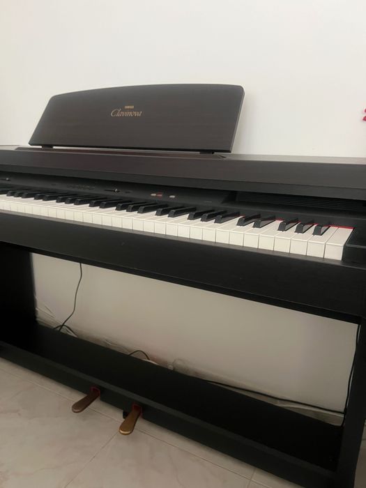 Piano Yamaha Clavinova