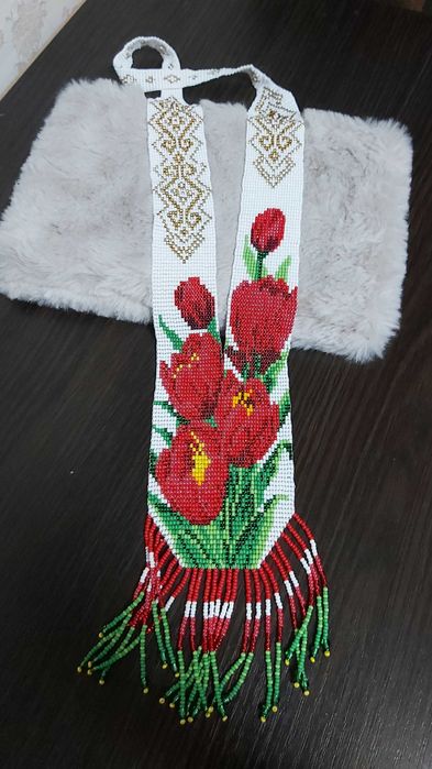 Украшение из бисера