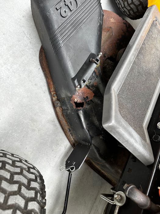 traktorek BERNARD LOISIRS 12542LT odpowiednik Husqvarna 12.5Hp