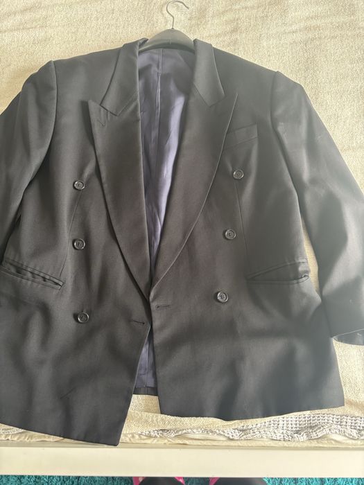 Czarna marynarka dwurzedowa w stylu vintage w bardzo dobrym stanie