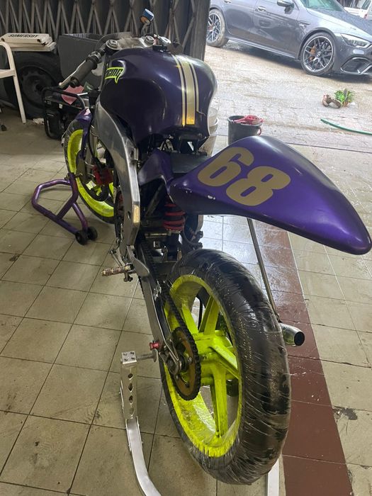 Aprilia 80c preparada para comoetição