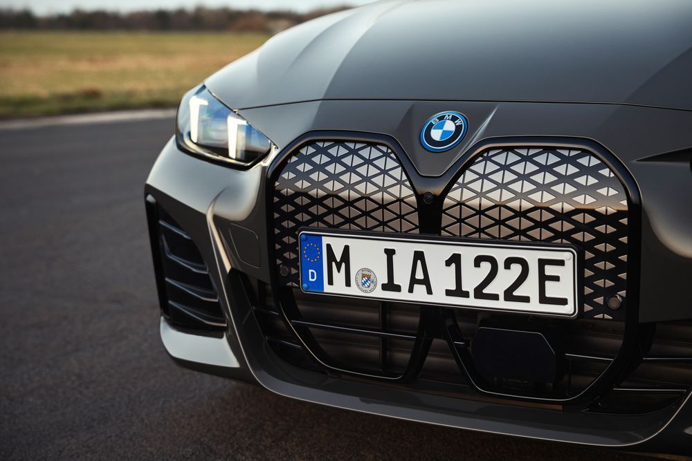 BMW i4 eDrive35