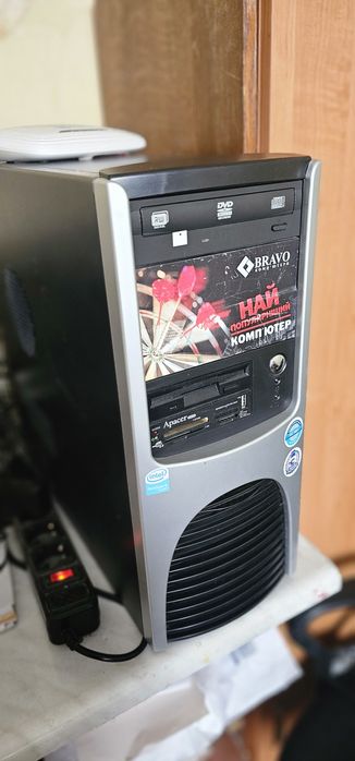 Процесор: Intel Core 2 Duo E8500Монітор 19" Samsung SyncMaster 932BF