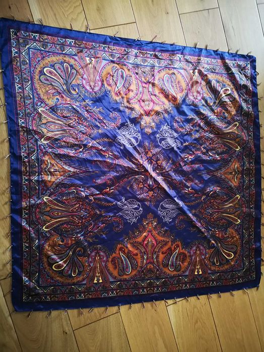 No name chusta granatowa 100x100 cm