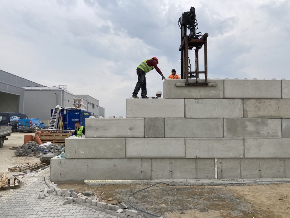 Bloki betonowe oporowe BIGblok brukbeton ściana oporowa