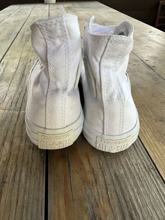 Converse all star білого кольору 37,5 розмір