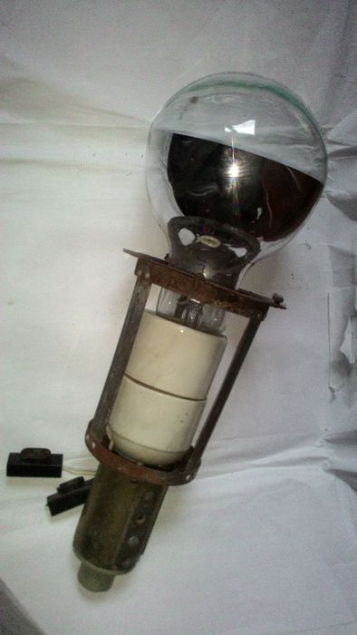 Лампа большая зеркальная