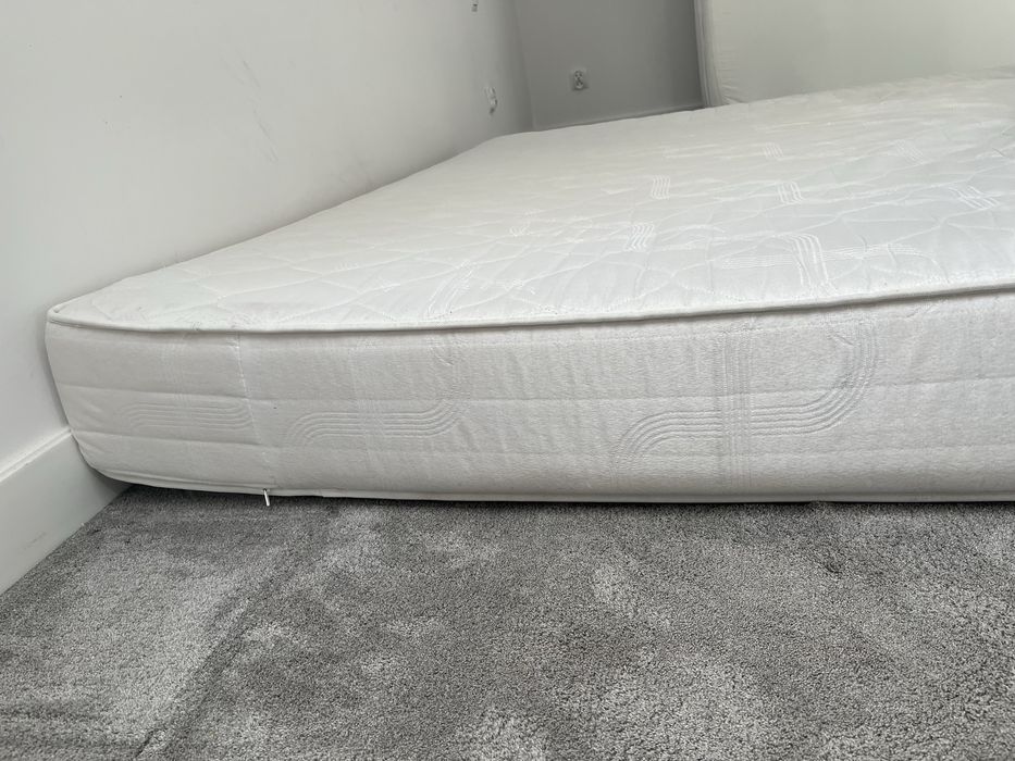 Materac srednio twardy Agata Meble 180x200