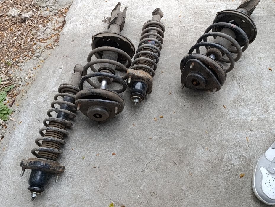 амортизаторы mitsubishi lancer 9