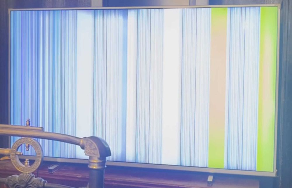 Телевізор 55-дюйм Philips 55PUS6754 4K Smart HDR10+ потрібен ремонт