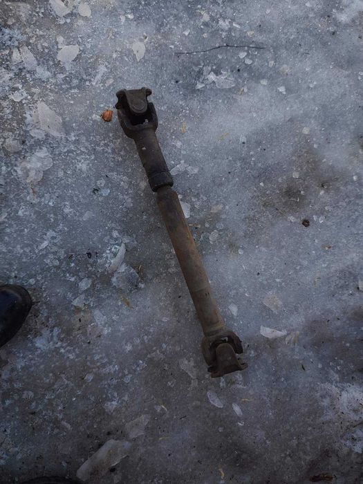 Кардан задний б/у.