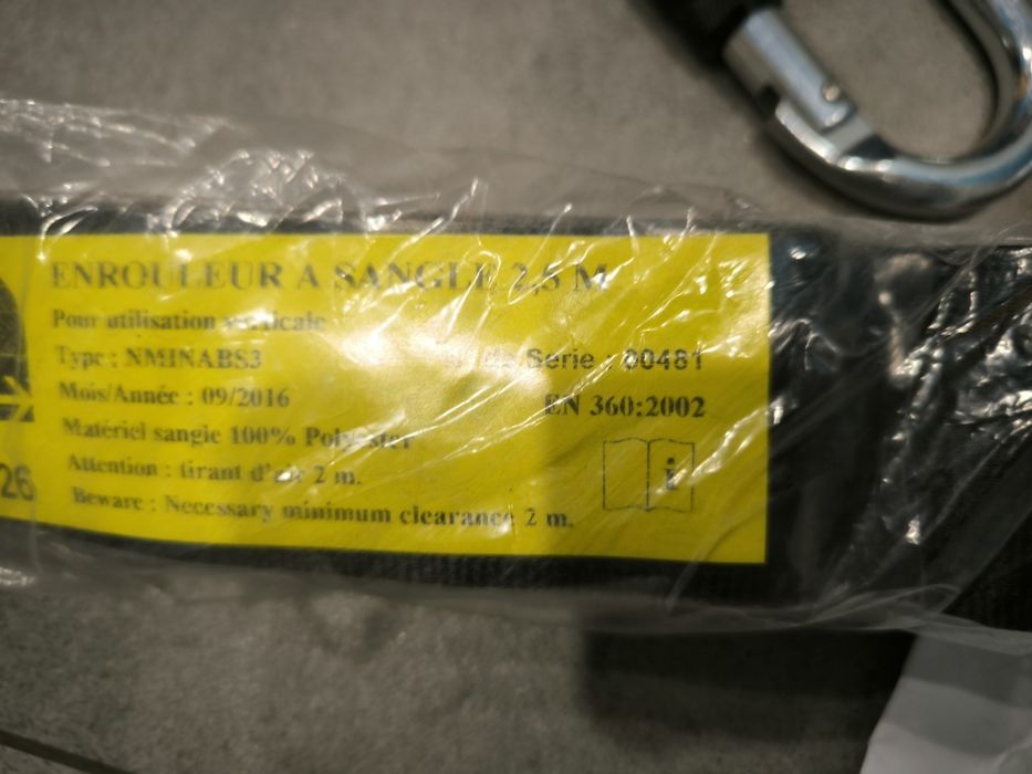 Urządzenie samohamowne neufeu 2,5m dwa karabińczyki 20-22kn