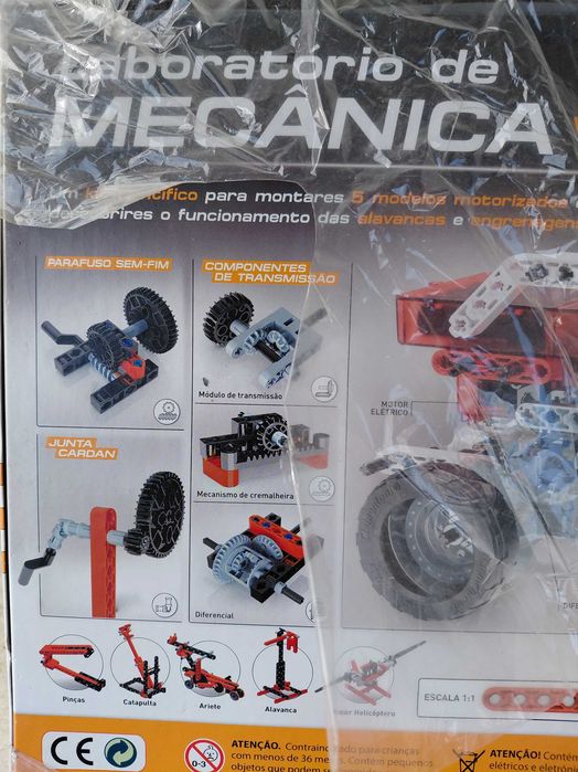 Jogo de Legos com 350 peças