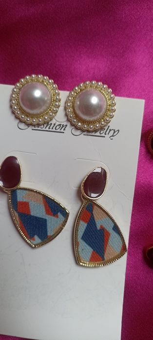 Nowe kolczyki 4 pary eleganckie