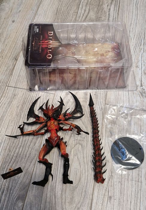 Diablo 3 Neca Figurka Orginalna USZKODZONA!