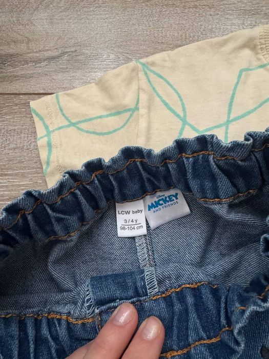Джинси LC Waikiki, футболка ZARA на дівчинку розмір 104