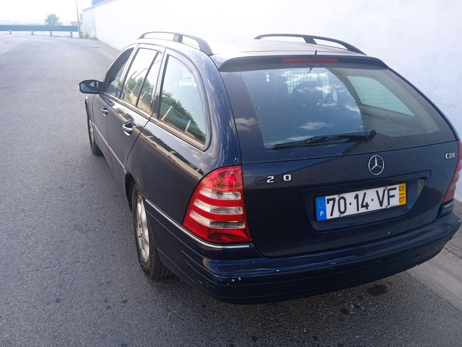 Mercedes-Benz 220 — fotografia 4