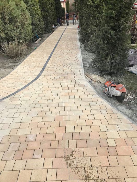 Układanie kostki brukowej