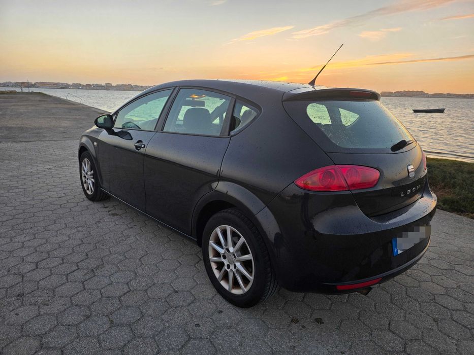 SEAT Leon 1.9 TDI 105cv | Nacional | 204.000 km | 2 donos | Muito equipado foto 2