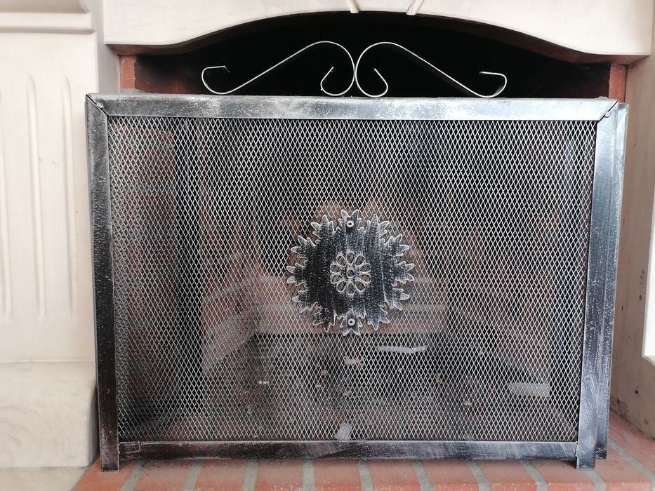 DESCIDA DE PREÇO! Protecção/Frente de lareira e estojo de lareira de f