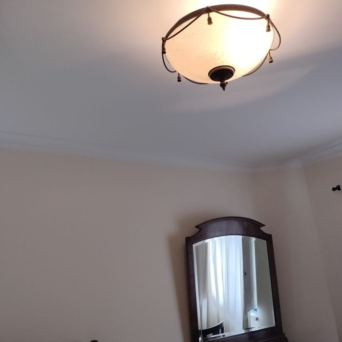 Mobília de quarto completa em  madeira  carvalho