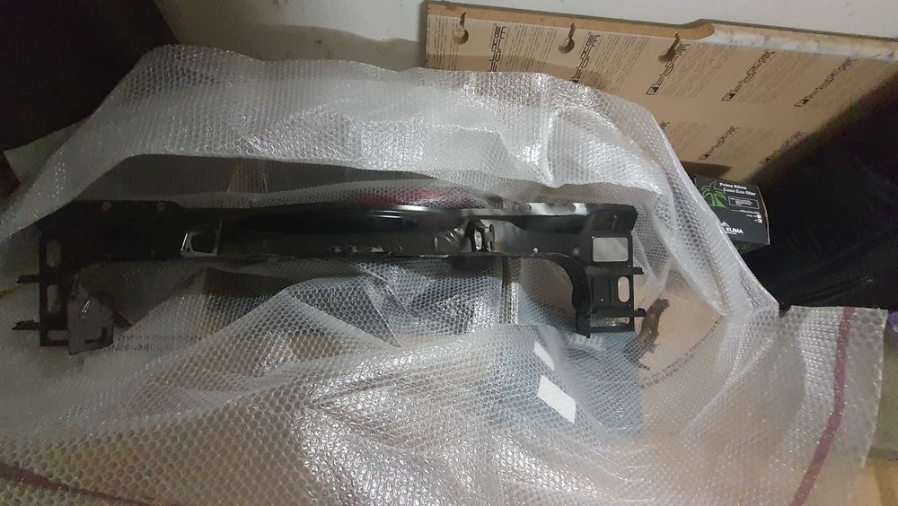 GM 84250354 Нова Рама в зборі до GMC Acadia