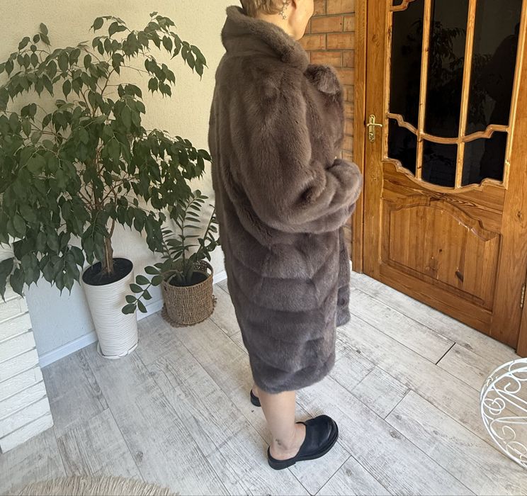 Шуба із хутра норки