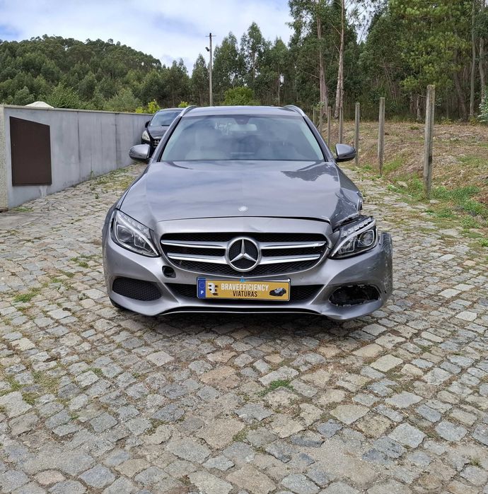 Mercedes-Benz C350e Station Plug-in hibrido-gasolina 279cv Apenas 192 Mil kms Nacional