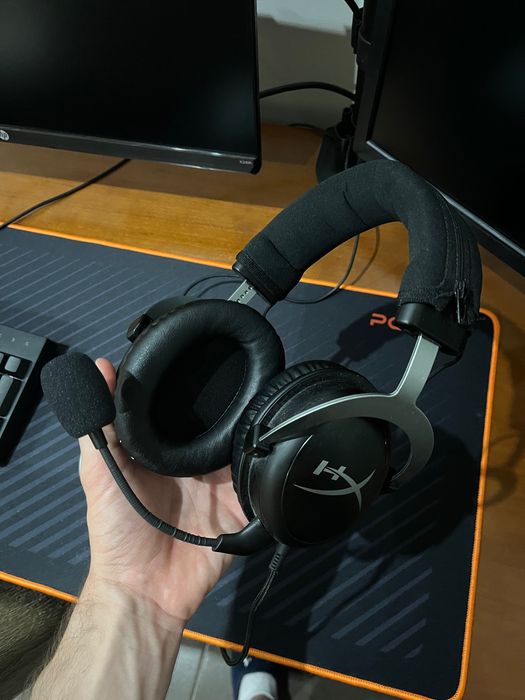 Fones HyperX Cloud 2