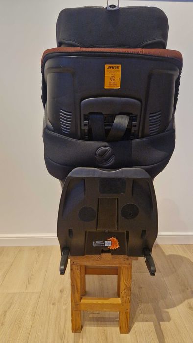 Fotelik Jane Gravity, Isofix, obrotowy, 40 – 105 cm, 0-18 kg