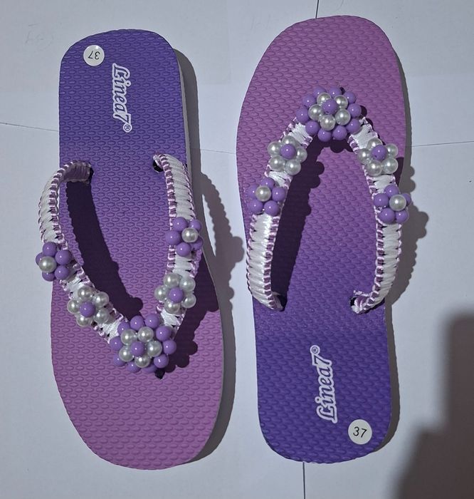 Chinelos de mulher decorados e personalizados