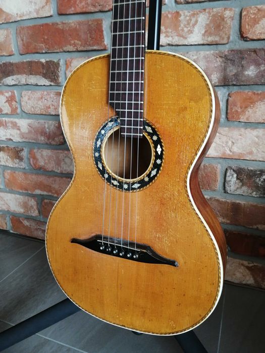 Parlor.Gitara z początku XX wieku. Również zamiana.